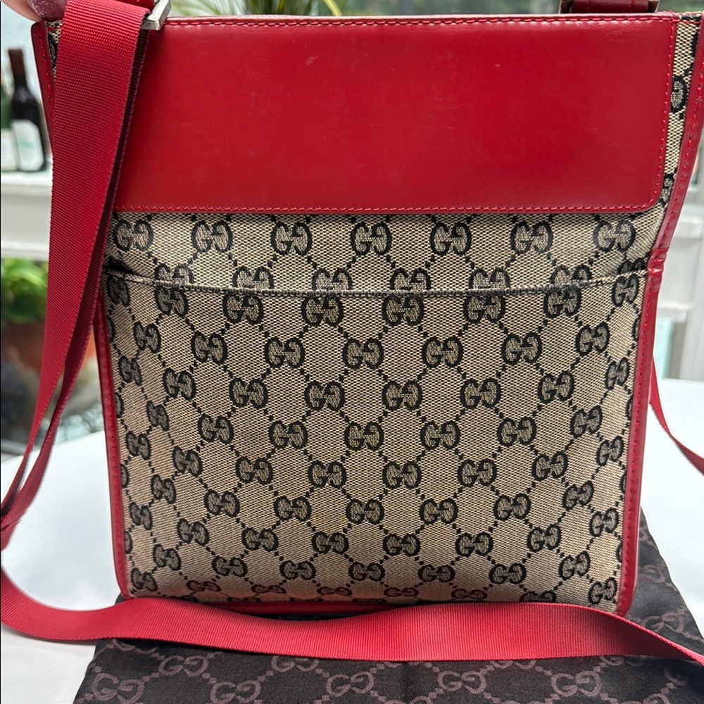 Authentic Gucci GG Monogram Leather & Canvas Crossbody, Care Card & Dust Bag - Picture 3 of 16